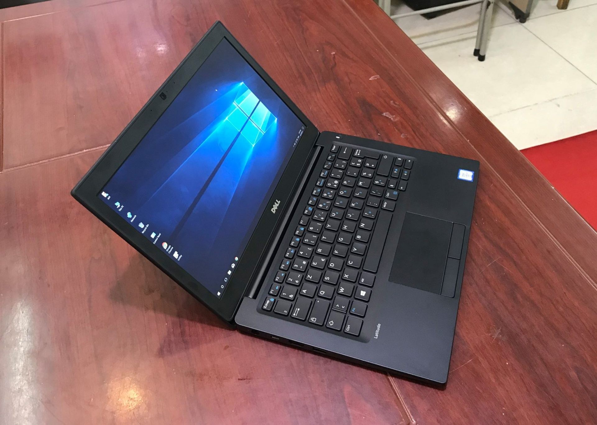DELL LATITUDE 7280 core i5-6200u/ 8Gb/ 256gb/ 12,5inch HD
