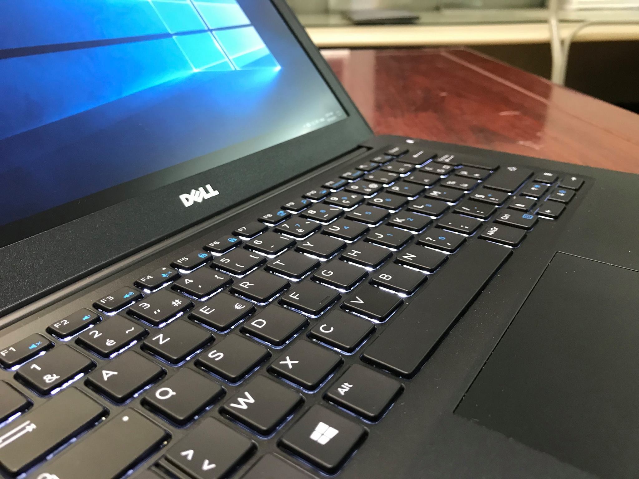 DELL LATITUDE 7280 core i5-6200u/ 8Gb/ 256gb/ 12,5inch HD